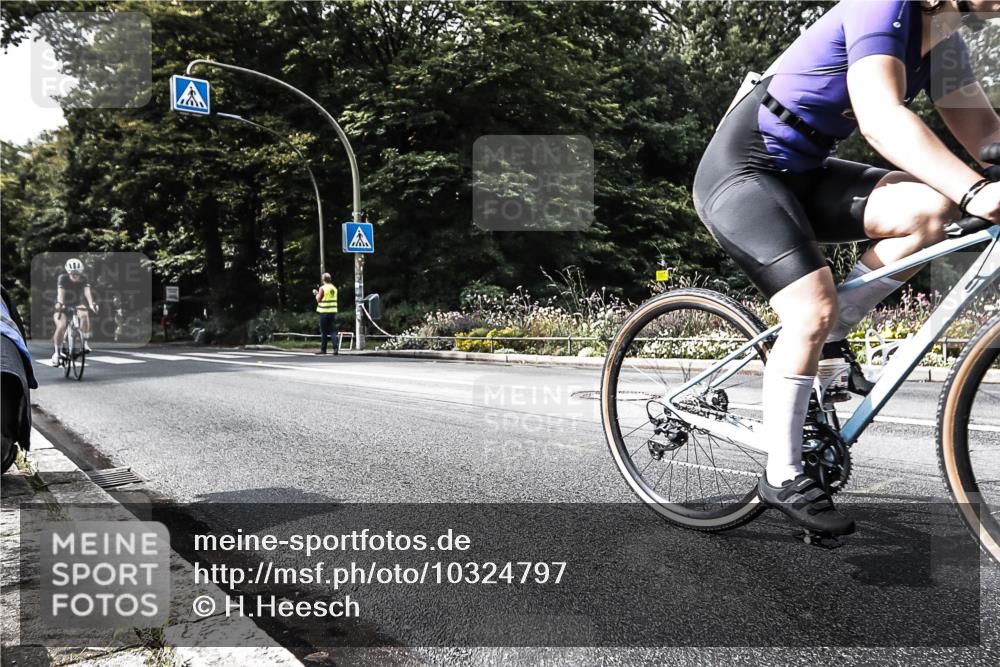 13.09.2026 - Stadtparktriathlon H.Heesch http://msf.ph/oto/10324797 13.09.2026 11:30:01 Radfahren 699, 741, 776 meine-sportfotos.de