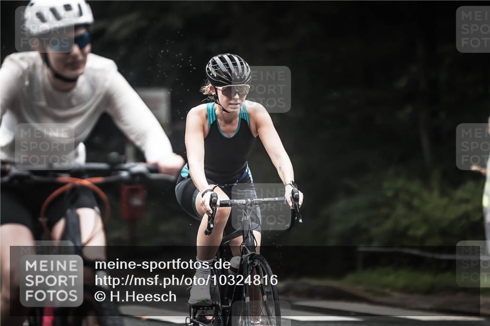 13.09.2026 - Stadtparktriathlon H.Heesch http://msf.ph/oto/10324816 13.09.2026 12:42:48 Radfahren 1031, 1079, 1119, 1167, 1219 meine-sportfotos.de
