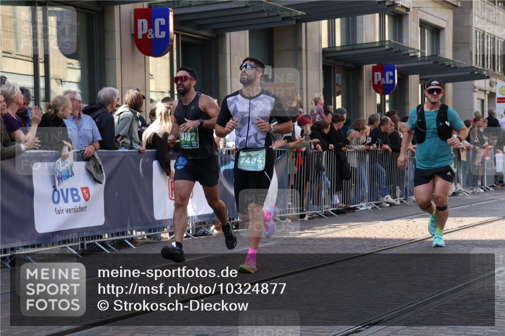 13.09.2026 - 21. swb-Marathon Bremen Strokosch-Dieckow http://msf.ph/oto/10324877 13.09.2026 13:19:38 Ziel 161, 205, 411, 431, 461, 495, 511, 1053, 1058, 1252, 1281, 1390, 1537, 1551, 1642, 1972, 2343, 2807, 2870, 2903, 2906, 3240, 3319, 3411, 3690, 3966, 4101, 4287, 4479, 4480, 5340, 5389, 5813, 5837, 6663, 7404, 7488, 7531, 7655, 8263, 9082, 9359, 9984, 13192, 161, 461, 926, 1010, 1232, 1281, 1468, 1535, 1642, 2423, 3182, 4319, 4455, 4977, 4978, 5371, 6008, 7037, 7140, 7268, 7754, 7945, 8153, 8185, 9552, 9638, 9984, 13163 meine-sportfotos.de