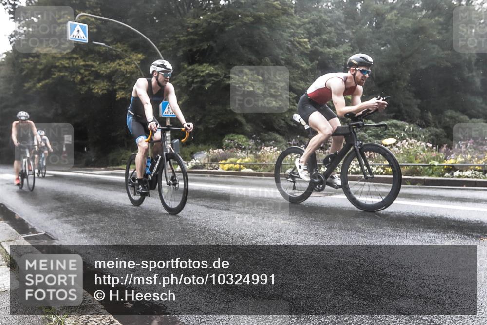 13.09.2026 - Stadtparktriathlon H.Heesch http://msf.ph/oto/10324991 13.09.2026 12:41:29 Radfahren 1093, 1099, 1131, 1143, 1224, 1235 meine-sportfotos.de