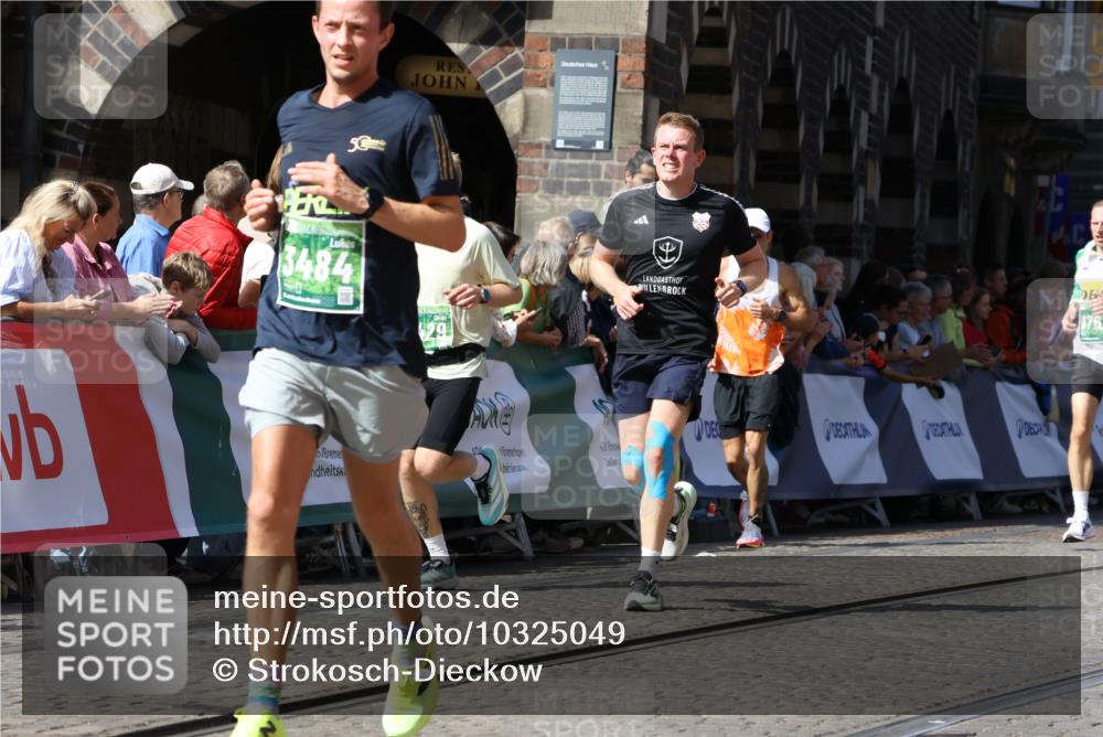 13.09.2026 - 21. swb-Marathon Bremen Strokosch-Dieckow http://msf.ph/oto/10325049 13.09.2026 13:11:07 Ziel 384, 1181, 1385, 1498, 1554, 2347, 2759, 4023, 4475, 4571, 4727, 5066, 5152, 5155, 5168, 5314, 5387, 5648, 7115, 7136, 9659, 13248, 1349, 2087, 3440, 3448, 3484, 4429, 6274, 8474, 9291, 9618, 9762 meine-sportfotos.de