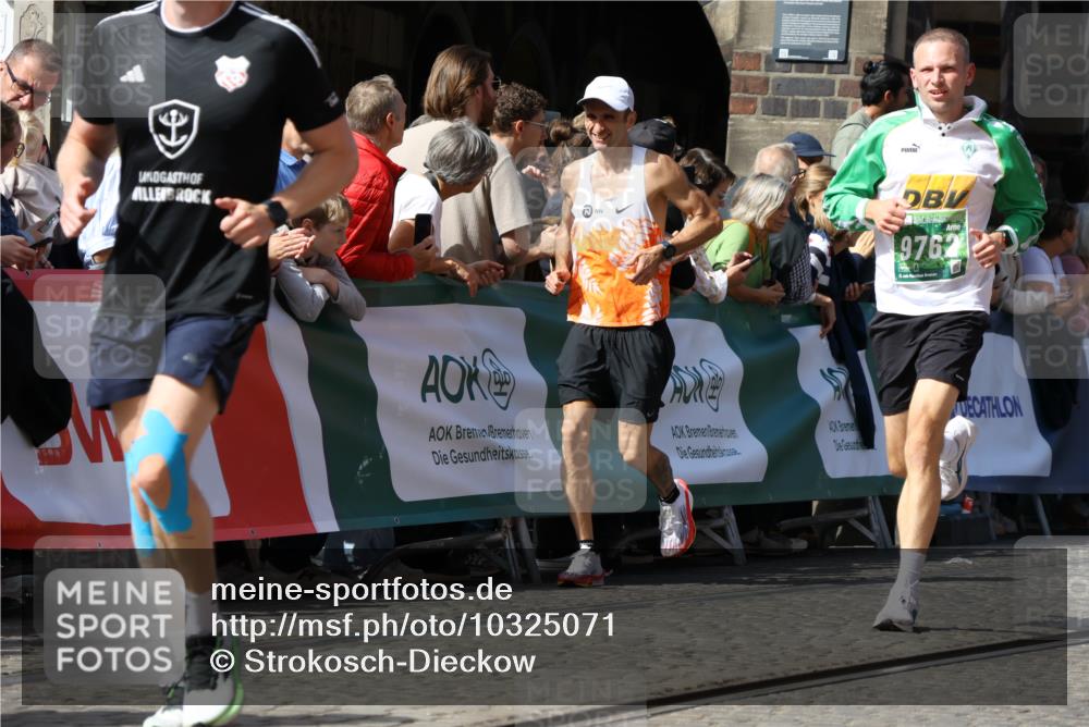 13.09.2026 - 21. swb-Marathon Bremen Strokosch-Dieckow http://msf.ph/oto/10325071 13.09.2026 13:11:09 Ziel 384, 1385, 1498, 2021, 2347, 2759, 4023, 4475, 4571, 5066, 5152, 5155, 5168, 5314, 5387, 5648, 7115, 7136, 9622, 9659, 13248, 1349, 2087, 3440, 3448, 3899, 6274, 8474, 9291, 9618, 9762 meine-sportfotos.de