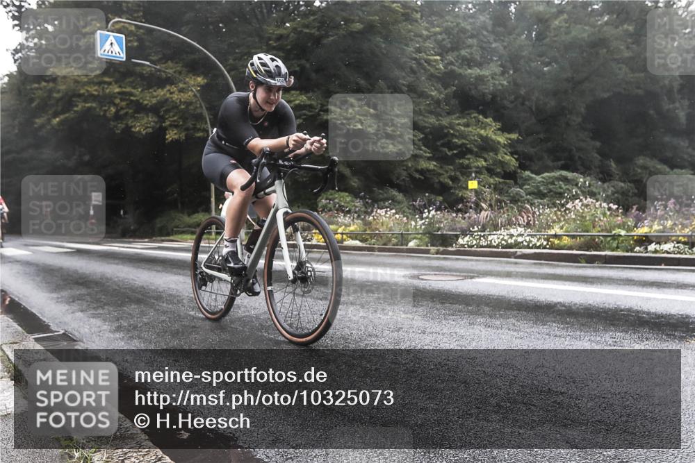 13.09.2026 - Stadtparktriathlon H.Heesch http://msf.ph/oto/10325073 13.09.2026 12:42:03 Radfahren 1089, 1107, 1161, 1184, 1196, 1210, 1284, 1287, 1292, 1293 meine-sportfotos.de