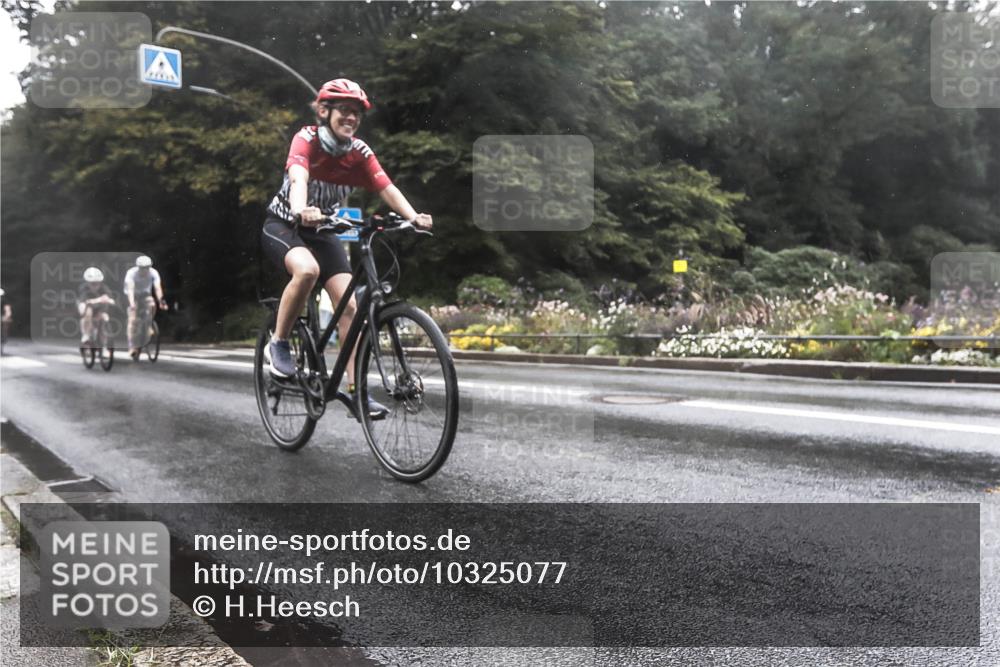 13.09.2026 - Stadtparktriathlon H.Heesch http://msf.ph/oto/10325077 13.09.2026 12:42:05 Radfahren 1089, 1161, 1196, 1210, 1276, 1284, 1293 meine-sportfotos.de