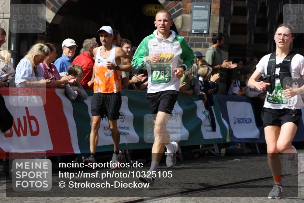13.09.2026 - 21. swb-Marathon Bremen Strokosch-Dieckow http://msf.ph/oto/10325105 13.09.2026 13:11:10 Ziel 384, 1385, 1498, 2021, 2347, 2759, 4023, 4475, 4571, 5066, 5079, 5155, 5168, 5314, 5387, 5648, 7115, 7136, 9622, 9659, 13248, 1349, 2087, 3440, 3899, 6274, 8474, 9291, 9618, 9762 meine-sportfotos.de