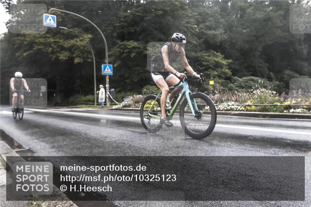 13.09.2026 - Stadtparktriathlon H.Heesch http://msf.ph/oto/10325123 13.09.2026 12:42:30 Radfahren 1043, 1100, 1106, 1139, 1159 meine-sportfotos.de