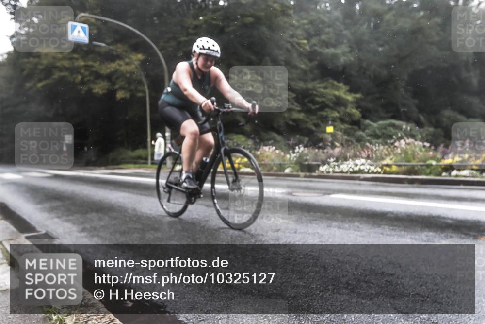 13.09.2026 - Stadtparktriathlon H.Heesch http://msf.ph/oto/10325127 13.09.2026 12:42:31 Radfahren 1043, 1106, 1139, 1159 meine-sportfotos.de