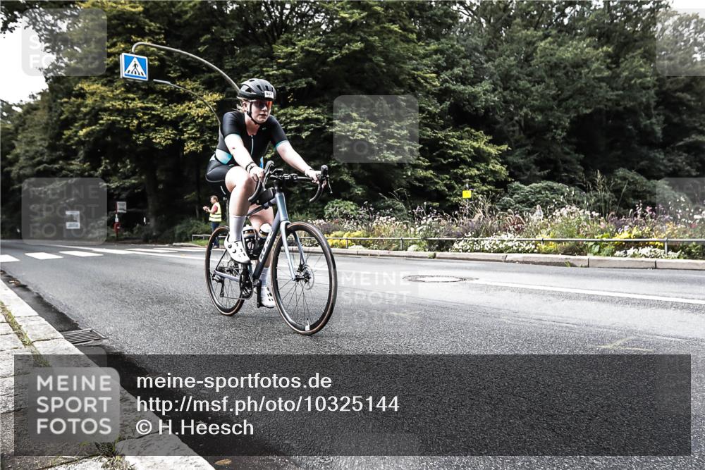 13.09.2026 - Stadtparktriathlon H.Heesch http://msf.ph/oto/10325144 13.09.2026 11:31:39 Radfahren 601, 700, 807 meine-sportfotos.de