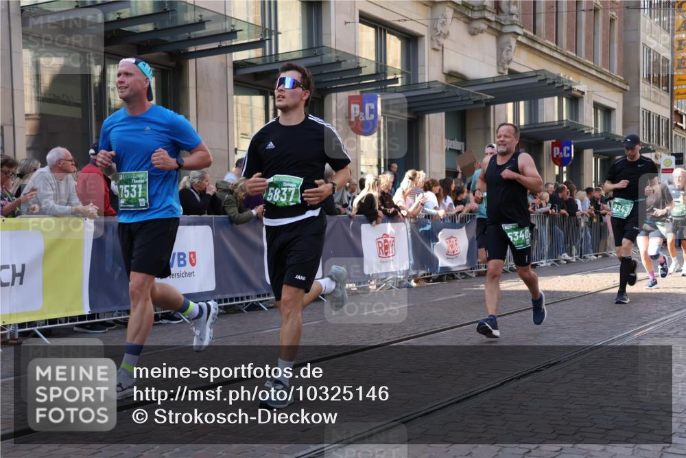 13.09.2026 - 21. swb-Marathon Bremen Strokosch-Dieckow http://msf.ph/oto/10325146 13.09.2026 13:19:47 Ziel 205, 411, 431, 495, 511, 655, 1053, 1058, 1252, 1390, 1537, 1551, 1750, 1931, 1972, 2122, 2343, 2807, 2885, 2903, 3240, 3411, 3685, 3690, 4287, 5340, 5389, 5583, 5813, 5837, 6663, 7341, 7404, 7488, 7531, 7664, 8263, 9518, 9756, 13192, 161, 461, 926, 1010, 1232, 1281, 1468, 1535, 1642, 2870, 2906, 3319, 3966, 4101, 4455, 4479, 4480, 4977, 4978, 7037, 7140, 7268, 7655, 7945, 8153, 8185, 8263, 9082, 9359, 9984, 13163 meine-sportfotos.de