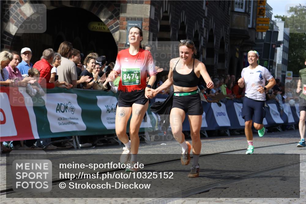 13.09.2026 - 21. swb-Marathon Bremen Strokosch-Dieckow http://msf.ph/oto/10325152 13.09.2026 13:11:12 Ziel 384, 697, 1385, 1498, 2021, 2347, 2759, 4023, 4475, 4571, 5079, 5155, 5168, 5314, 5387, 6657, 7115, 7136, 9622, 9659, 13248, 1349, 2087, 3899, 6274, 8474, 9291, 9618 meine-sportfotos.de