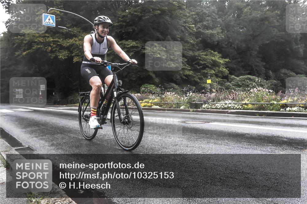 13.09.2026 - Stadtparktriathlon H.Heesch http://msf.ph/oto/10325153 13.09.2026 12:42:46 Radfahren 1079, 1119, 1167, 1219 meine-sportfotos.de