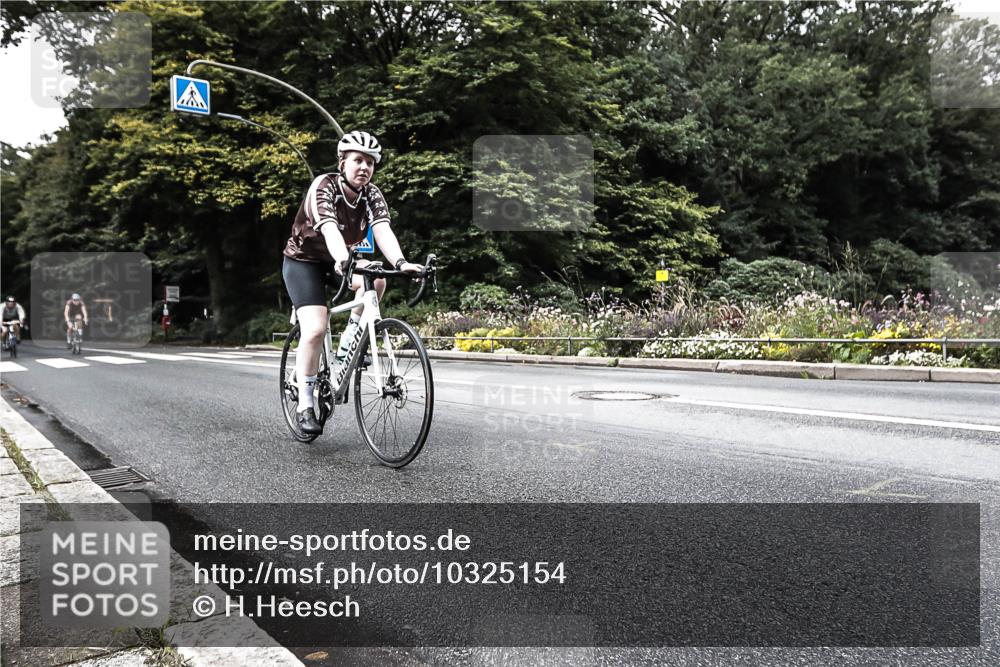 13.09.2026 - Stadtparktriathlon H.Heesch http://msf.ph/oto/10325154 13.09.2026 11:31:56 Radfahren 774, 804, 805 meine-sportfotos.de
