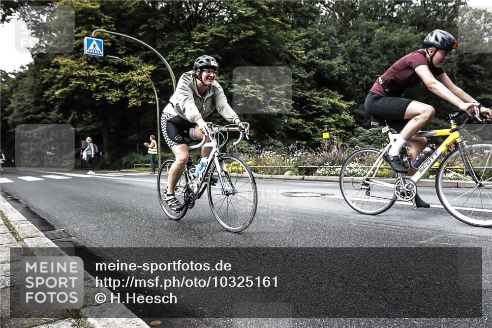 13.09.2026 - Stadtparktriathlon H.Heesch http://msf.ph/oto/10325161 13.09.2026 11:31:58 Radfahren 774, 804, 805 meine-sportfotos.de
