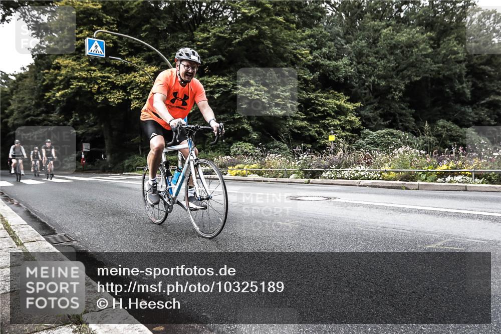 13.09.2026 - Stadtparktriathlon H.Heesch http://msf.ph/oto/10325189 13.09.2026 11:32:22 Radfahren 658, 714, 767, 773, 780 meine-sportfotos.de