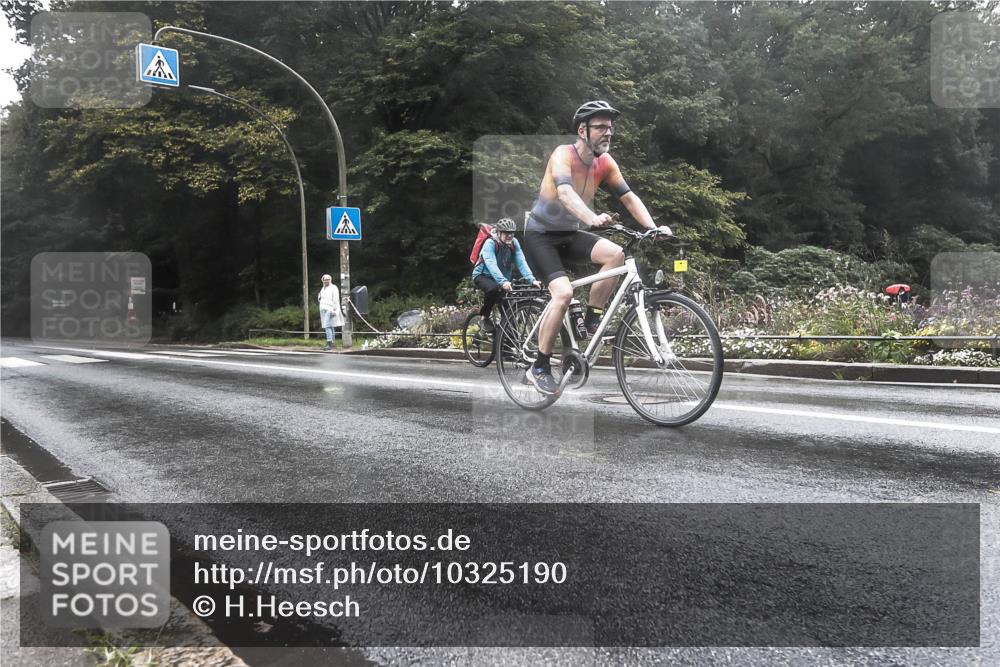 13.09.2026 - Stadtparktriathlon H.Heesch http://msf.ph/oto/10325190 13.09.2026 12:43:01 Radfahren 1084, 1290 meine-sportfotos.de