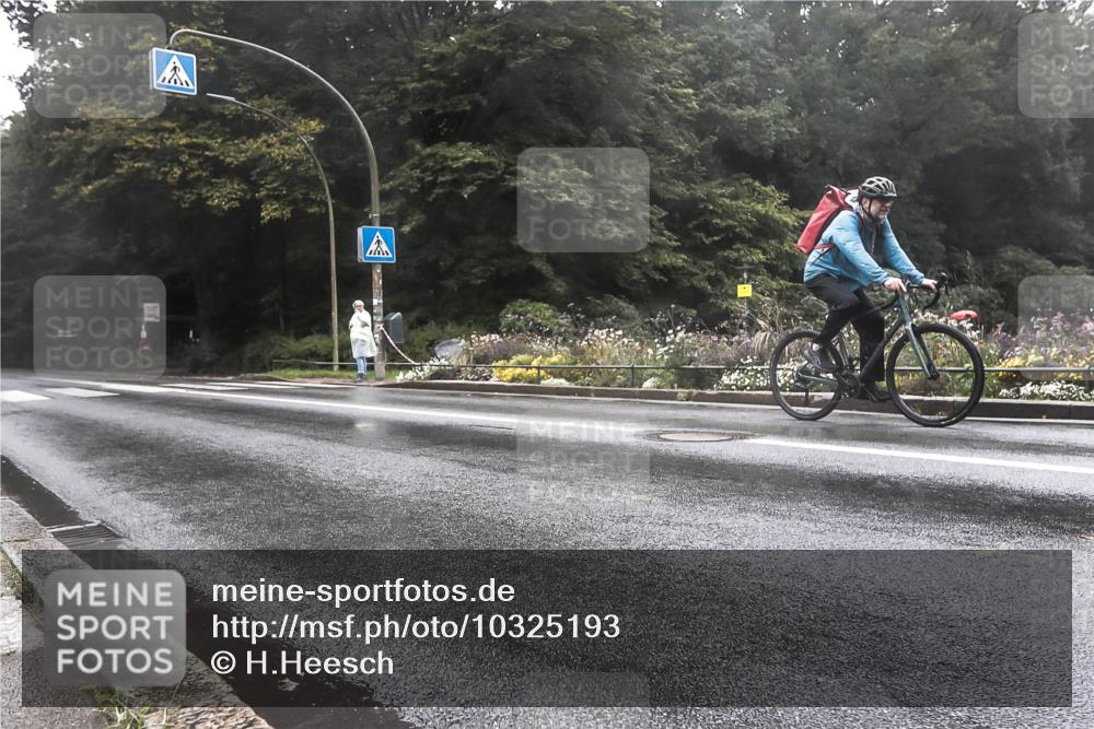 13.09.2026 - Stadtparktriathlon H.Heesch http://msf.ph/oto/10325193 13.09.2026 12:43:01 Radfahren 1084, 1290 meine-sportfotos.de