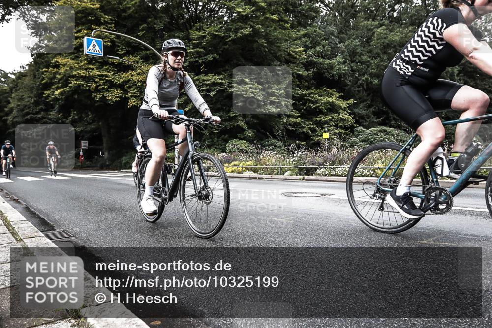 13.09.2026 - Stadtparktriathlon H.Heesch http://msf.ph/oto/10325199 13.09.2026 11:32:25 Radfahren 658, 714, 744, 765, 773, 779, 780 meine-sportfotos.de