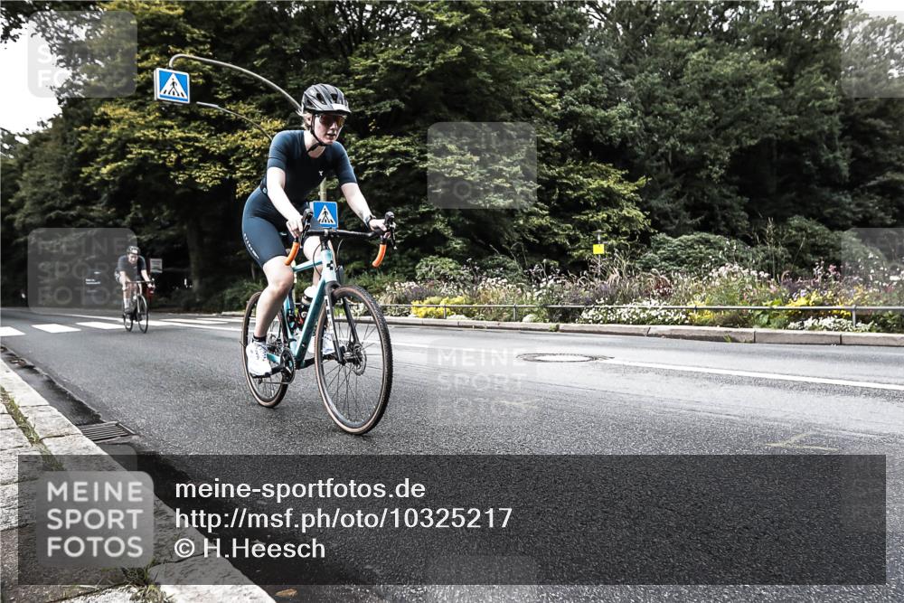 13.09.2026 - Stadtparktriathlon H.Heesch http://msf.ph/oto/10325217 13.09.2026 11:32:27 Radfahren 714, 744, 765, 773, 779, 780 meine-sportfotos.de