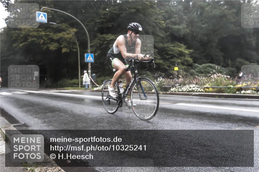 13.09.2026 - Stadtparktriathlon H.Heesch http://msf.ph/oto/10325241 13.09.2026 12:43:54 Radfahren 1090, 1181, 1209, 1220, 1295 meine-sportfotos.de