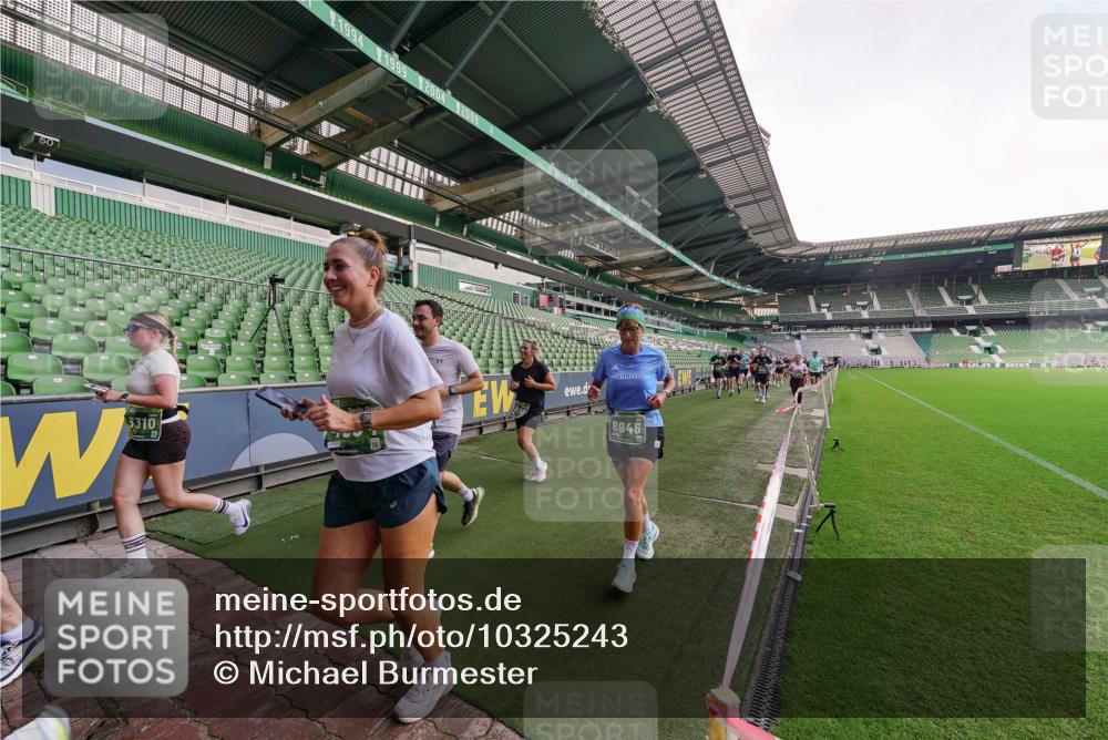 13.09.2026 - 21. swb-Marathon Bremen Michael Burmester http://msf.ph/oto/10325243 13.09.2026 13:28:46 Laufen im Stadion 111, 220, 357, 422, 476, 478, 597, 685, 726, 729, 754, 829, 888, 925, 986, 1079, 1220, 1298, 1325, 1384, 1496, 1608, 1615, 1741, 1769, 1777, 1958, 1984, 2236, 2326, 2365, 2436, 2472, 2502, 2574, 2593, 2740, 2743, 2862, 2868, 2876, 2924, 2991, 3020, 3061, 3073, 3129, 3154, 3219, 3238, 3274, 3321, 3361, 3589, 3594, 3595, 3605, 3678, 3694, 3755, 3758, 3798, 3826, 3853, 3885, 3907, 3953, 3965, 3971, 3978, 3987, 4011, 4108, 4238, 4457, 4660 meine-sportfotos.de