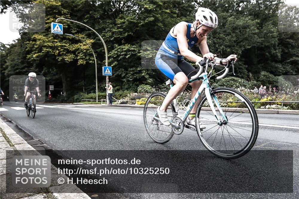 13.09.2026 - Stadtparktriathlon H.Heesch http://msf.ph/oto/10325250 13.09.2026 11:32:45 Radfahren 736, 772 meine-sportfotos.de