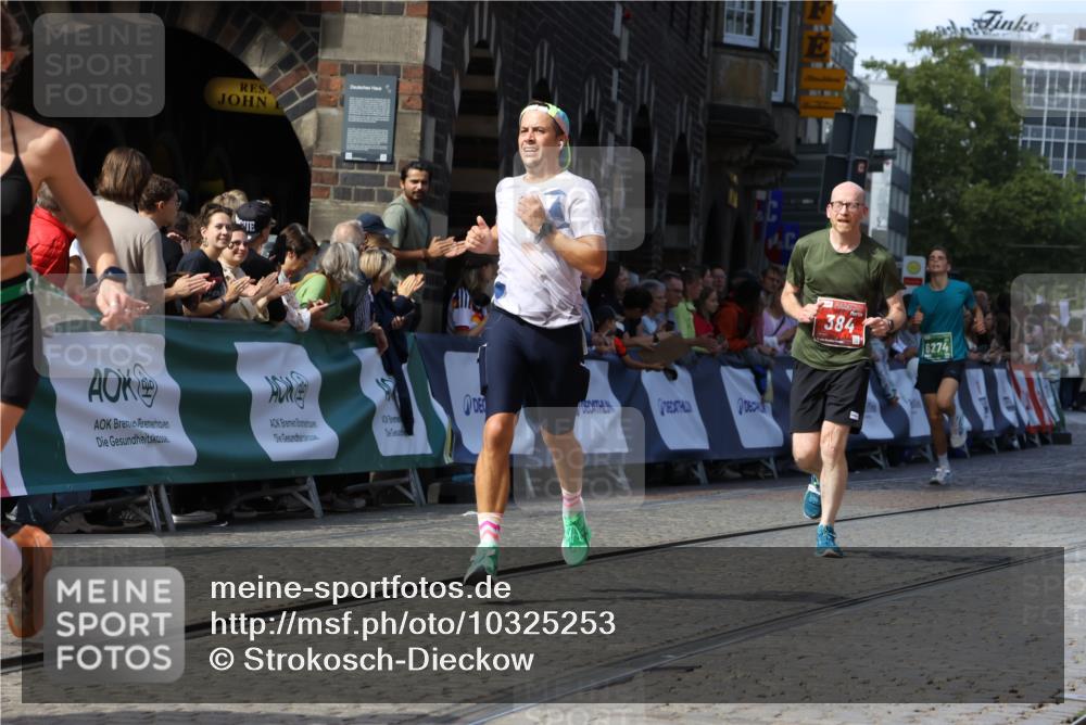 13.09.2026 - 21. swb-Marathon Bremen Strokosch-Dieckow http://msf.ph/oto/10325253 13.09.2026 13:11:13 Ziel 384, 697, 1385, 1498, 2021, 2347, 2759, 4023, 4475, 4571, 5079, 5155, 5168, 5314, 5387, 6471, 6657, 7115, 7136, 9622, 9659, 13248, 382, 1349, 2087, 3899, 6274, 9291, 9618 meine-sportfotos.de