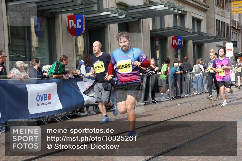 13.09.2026 - 21. swb-Marathon Bremen Strokosch-Dieckow http://msf.ph/oto/10325261 13.09.2026 11:00:39 Ziel 10093, 10367, 10368, 10428, 10639, 10753, 10857, 10964, 10965, 11049, 11055, 11116, 11247, 11343, 11359, 11428, 11475, 11540, 11681, 11682, 11728, 11797, 11804, 11819, 11850, 11959, 12006, 12085, 12116, 12241, 12397, 12428, 10144, 10263, 10272, 10275, 10306, 10369, 10677, 10801, 11045, 11126, 11129, 11162, 11180, 11343, 11475, 11556, 11687, 11708, 11769, 11838, 12018, 12105, 12106, 12291, 12394, 12430, 12530, 12531 meine-sportfotos.de