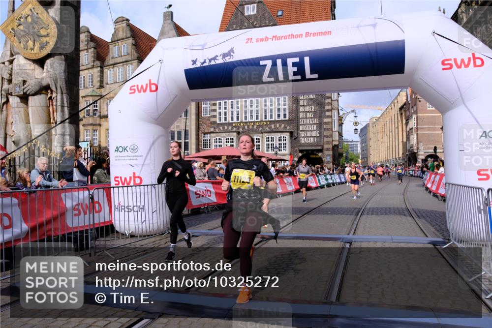 13.09.2026 - 21. swb-Marathon Bremen Tim E. http://msf.ph/oto/10325272 13.09.2026 11:00:45 Ziel 10144, 10272, 10275, 10369, 10677, 10801, 10810, 11045, 11126, 11129, 11180, 11547, 11623, 11708, 11769, 12018, 12105, 12106, 12190, 12291, 12394, 12530, 12531 meine-sportfotos.de