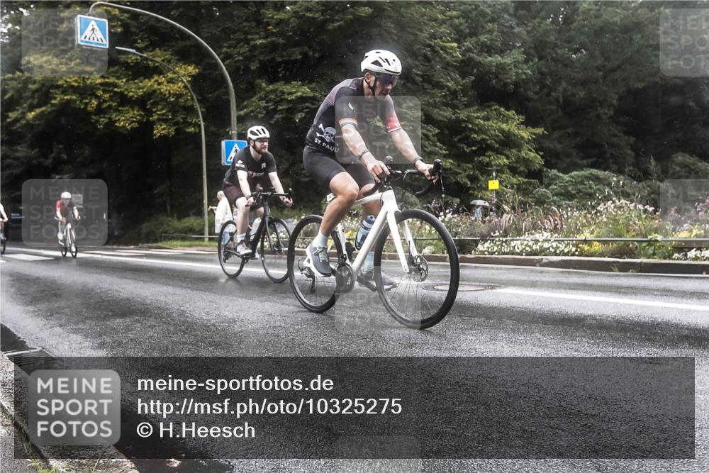 13.09.2026 - Stadtparktriathlon H.Heesch http://msf.ph/oto/10325275 13.09.2026 12:44:25 Radfahren 978, 1075, 1170, 1221, 1230, 1307 meine-sportfotos.de
