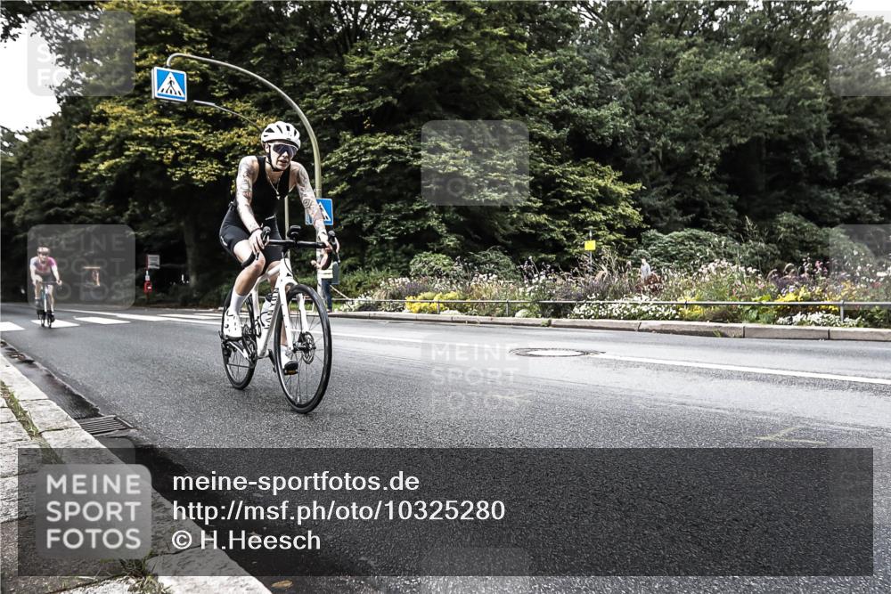 13.09.2026 - Stadtparktriathlon H.Heesch http://msf.ph/oto/10325280 13.09.2026 11:32:50 Radfahren 712, 739, 747 meine-sportfotos.de