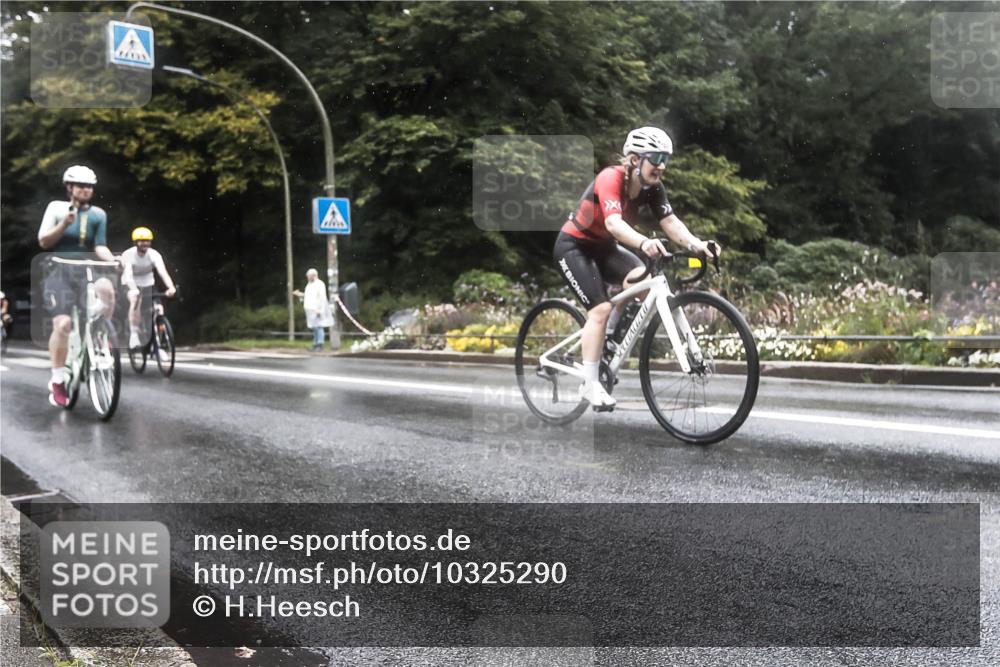 13.09.2026 - Stadtparktriathlon H.Heesch http://msf.ph/oto/10325290 13.09.2026 12:44:26 Radfahren 978, 1075, 1170, 1221, 1230, 1252, 1307 meine-sportfotos.de
