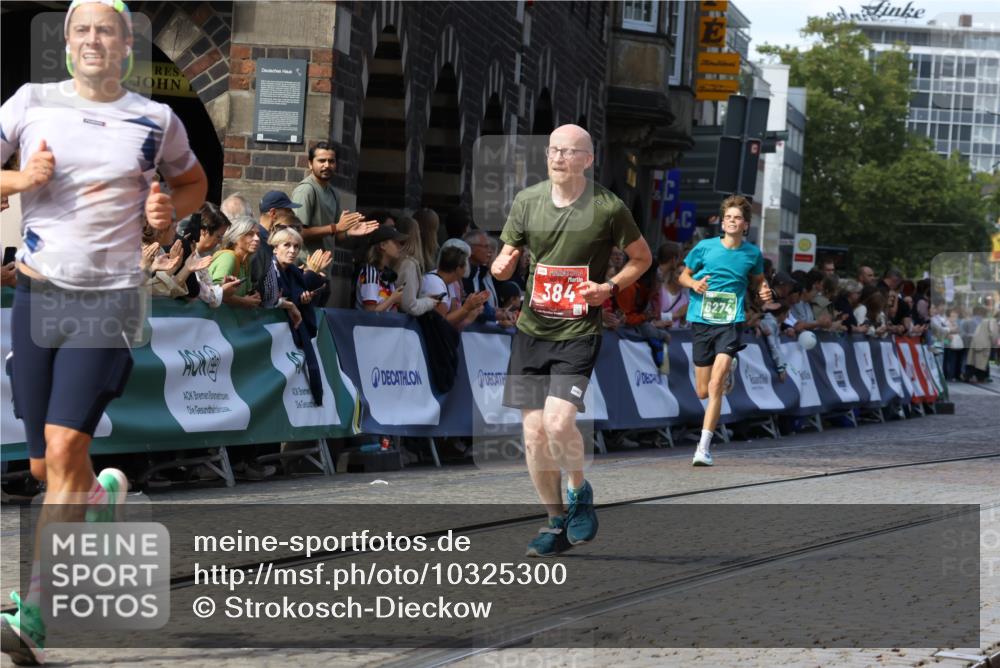 13.09.2026 - 21. swb-Marathon Bremen Strokosch-Dieckow http://msf.ph/oto/10325300 13.09.2026 13:11:14 Ziel 335, 384, 697, 1385, 1498, 2021, 2347, 2759, 4023, 4475, 4571, 5079, 5155, 5168, 5314, 5387, 6471, 6657, 7115, 7136, 8183, 9622, 9659, 13248, 382, 3899, 6274, 9291 meine-sportfotos.de
