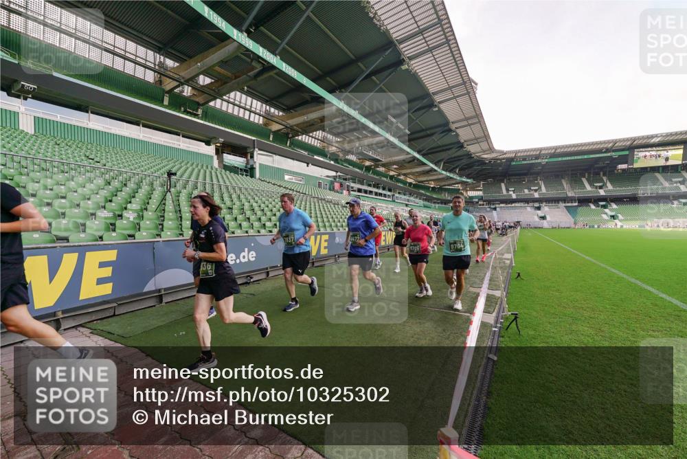 13.09.2026 - 21. swb-Marathon Bremen Michael Burmester http://msf.ph/oto/10325302 13.09.2026 13:28:54 Laufen im Stadion 111, 220, 357, 422, 476, 478, 597, 685, 726, 729, 754, 829, 888, 925, 986, 1079, 1217, 1220, 1270, 1298, 1325, 1384, 1496, 1615, 1741, 1769, 1777, 1958, 1984, 2236, 2238, 2326, 2365, 2436, 2472, 2502, 2546, 2574, 2593, 2740, 2743, 2830, 2862, 2868, 2876, 2924, 2991, 3020, 3053, 3061, 3129, 3154, 3219, 3238, 3274, 3321, 3361, 3563, 3589, 3594, 3595, 3605, 3678, 3694, 3755, 3758, 3798, 3826, 3853, 3885, 3907, 3953, 3965, 3971, 3978, 3987, 4011, 4108, 4238, 4457, 4660 meine-sportfotos.de