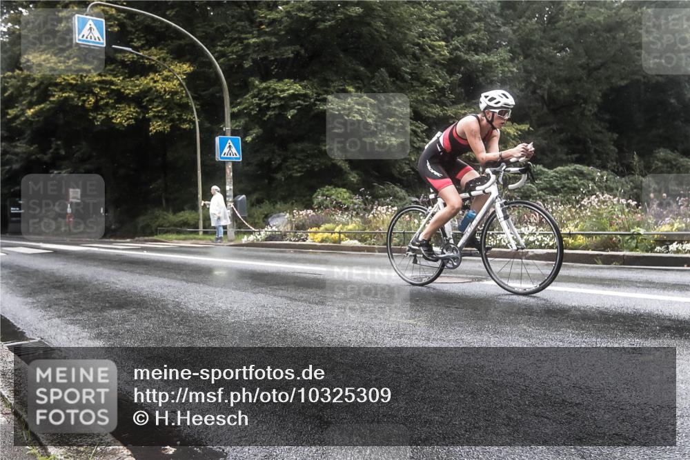13.09.2026 - Stadtparktriathlon H.Heesch http://msf.ph/oto/10325309 13.09.2026 12:44:29 Radfahren 978, 1129, 1170, 1221, 1252 meine-sportfotos.de