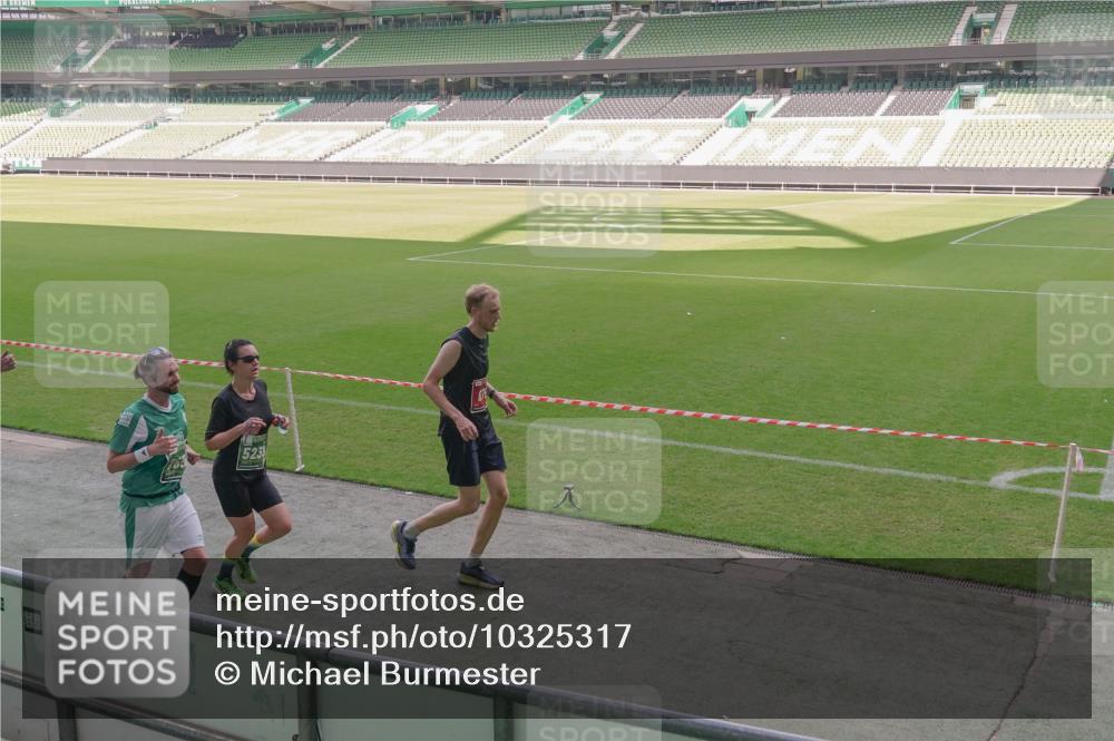 13.09.2026 - 21. swb-Marathon Bremen Michael Burmester http://msf.ph/oto/10325317 13.09.2026 12:54:43 Laufen im Stadion 145, 161, 189, 201, 205, 313, 376, 385, 388, 461, 472, 481, 495, 541, 560, 615, 616, 666, 675, 696, 740, 816, 827, 982, 1053, 1076, 1197, 1207, 1390, 1419, 1433, 1445, 1468, 1551, 1599, 1631, 1658, 1664, 1707, 1814, 2055, 2125, 2234, 2251, 2280, 2319, 2362, 2383, 2390, 2401, 2422, 2454, 2474, 2499, 2623, 2701, 2733, 2801, 2824, 2870, 2882, 2913, 2922, 2962, 2971, 2997, 3012, 3054, 3134, 3175, 3206, 3241, 3246, 3346, 3356, 3357, 3413, 3706, 3716, 3836, 4137, 6106 meine-sportfotos.de