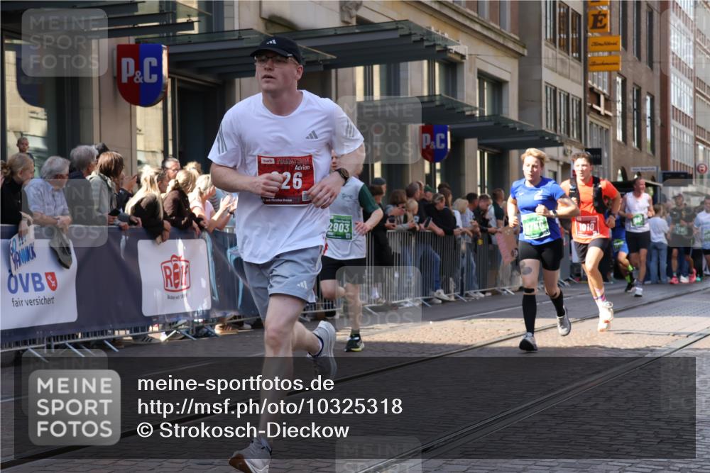 13.09.2026 - 21. swb-Marathon Bremen Strokosch-Dieckow http://msf.ph/oto/10325318 13.09.2026 13:19:50 Ziel 205, 431, 495, 511, 655, 1058, 1252, 1390, 1537, 1551, 1750, 1931, 1972, 2122, 2343, 2807, 2885, 2903, 3240, 3685, 3690, 4287, 5340, 5389, 5583, 5813, 5837, 6663, 6901, 7018, 7341, 7404, 7488, 7531, 7664, 9518, 9756, 13192, 161, 411, 461, 926, 1010, 1053, 1232, 1281, 1468, 1535, 1551, 1642, 2870, 2906, 3240, 3319, 3411, 3966, 4101, 4479, 4480, 4977, 4978, 7037, 7140, 7268, 7488, 7655, 8185, 8263, 9082, 9359, 9984, 13163 meine-sportfotos.de