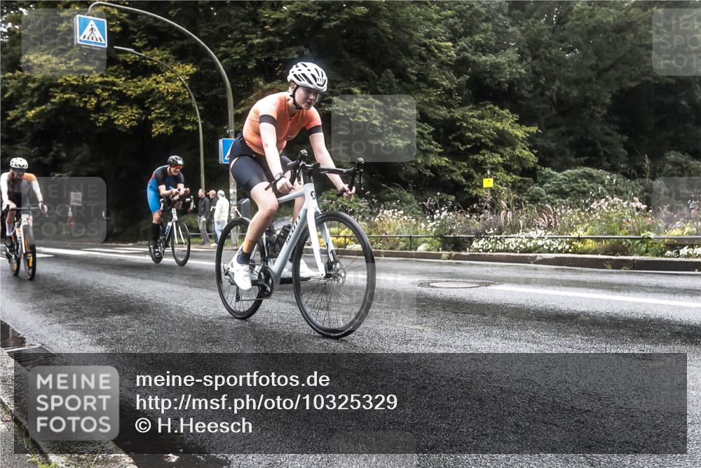 13.09.2026 - Stadtparktriathlon H.Heesch http://msf.ph/oto/10325329 13.09.2026 12:44:49 Radfahren 1134, 1157, 1256, 1257, 1302 meine-sportfotos.de