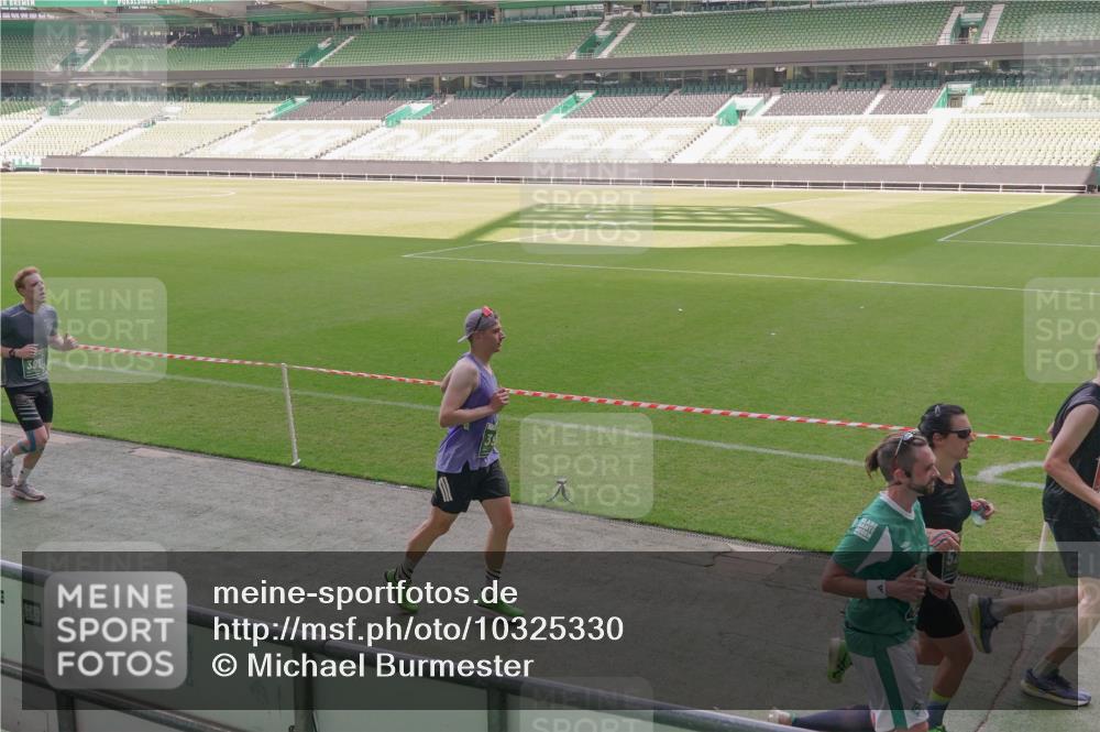 13.09.2026 - 21. swb-Marathon Bremen Michael Burmester http://msf.ph/oto/10325330 13.09.2026 12:54:44 Laufen im Stadion 145, 161, 189, 201, 205, 313, 376, 385, 388, 461, 472, 481, 495, 541, 560, 615, 616, 666, 675, 696, 740, 816, 827, 982, 1053, 1076, 1197, 1207, 1390, 1419, 1433, 1445, 1468, 1551, 1599, 1631, 1658, 1707, 1814, 2055, 2125, 2234, 2251, 2280, 2319, 2362, 2383, 2390, 2401, 2422, 2454, 2474, 2499, 2623, 2701, 2733, 2801, 2824, 2870, 2882, 2913, 2922, 2962, 2971, 2997, 3012, 3054, 3134, 3175, 3206, 3241, 3246, 3346, 3356, 3357, 3413, 3706, 3716, 3836, 4137, 6106 meine-sportfotos.de