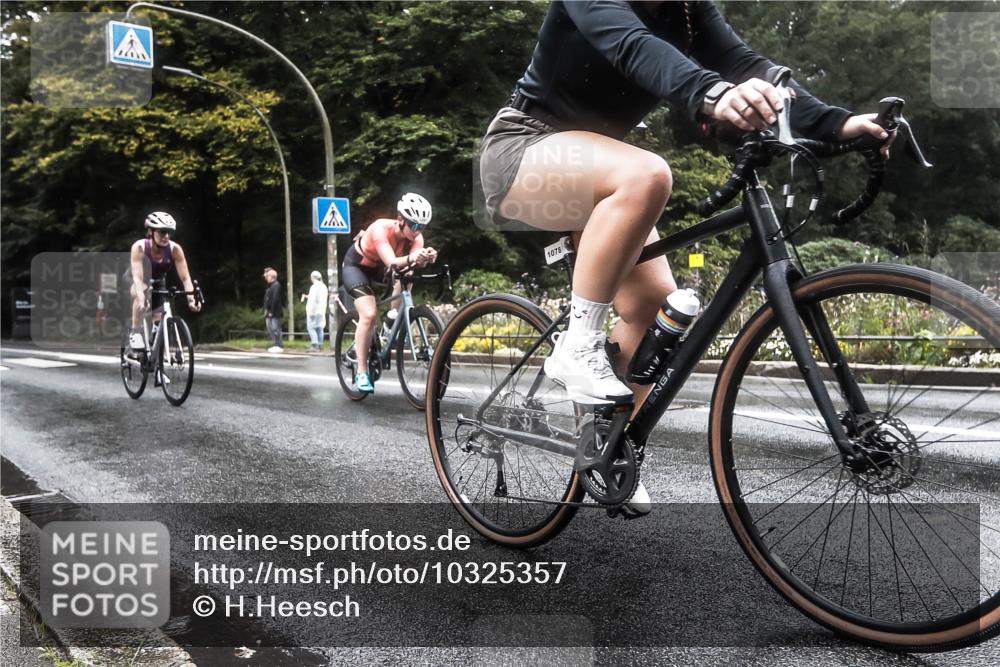 13.09.2026 - Stadtparktriathlon H.Heesch http://msf.ph/oto/10325357 13.09.2026 12:44:52 Radfahren 1078, 1102, 1134, 1157, 1247, 1256, 1258, 1302 meine-sportfotos.de
