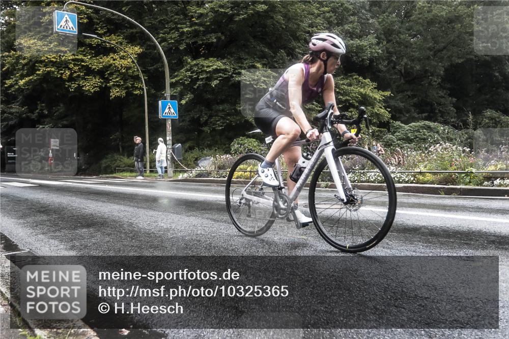 13.09.2026 - Stadtparktriathlon H.Heesch http://msf.ph/oto/10325365 13.09.2026 12:44:53 Radfahren 1078, 1102, 1134, 1157, 1247, 1256, 1258, 1302 meine-sportfotos.de