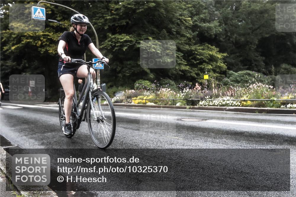 13.09.2026 - Stadtparktriathlon H.Heesch http://msf.ph/oto/10325370 13.09.2026 12:44:54 Radfahren 1078, 1102, 1233, 1247, 1258, 1302 meine-sportfotos.de