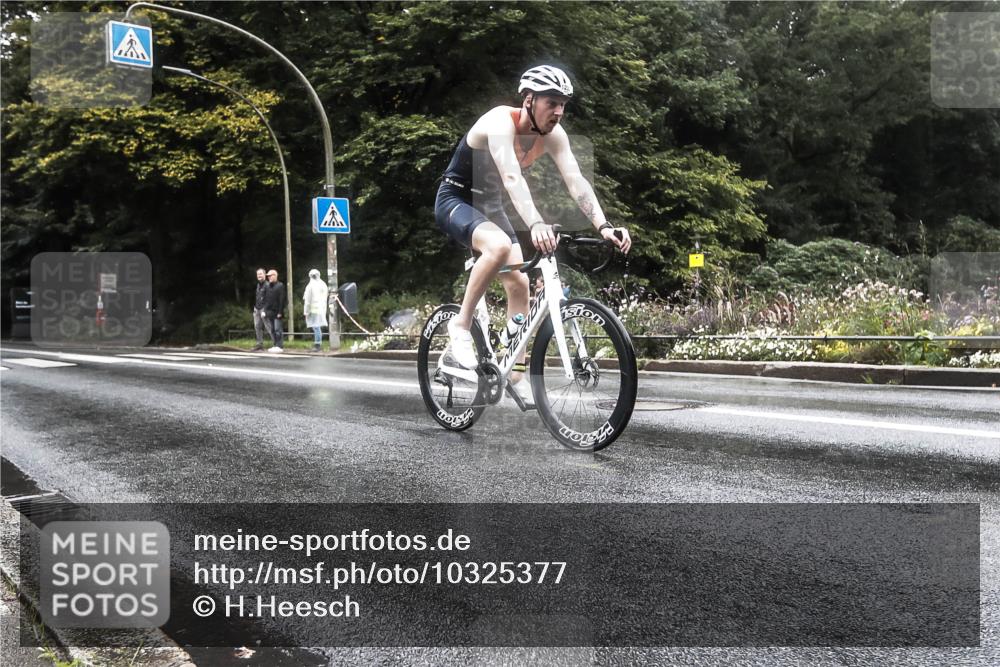 13.09.2026 - Stadtparktriathlon H.Heesch http://msf.ph/oto/10325377 13.09.2026 12:44:56 Radfahren 1078, 1102, 1233, 1247, 1258 meine-sportfotos.de