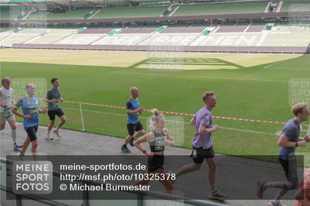 13.09.2026 - 21. swb-Marathon Bremen Michael Burmester http://msf.ph/oto/10325378 13.09.2026 12:54:46 Laufen im Stadion 161, 189, 201, 205, 313, 376, 385, 388, 461, 472, 481, 495, 541, 560, 615, 616, 666, 675, 696, 740, 816, 827, 982, 1053, 1076, 1197, 1207, 1390, 1419, 1433, 1468, 1551, 1599, 1631, 1658, 1707, 1814, 2055, 2125, 2234, 2251, 2280, 2319, 2362, 2383, 2390, 2401, 2422, 2454, 2474, 2499, 2623, 2701, 2733, 2801, 2824, 2870, 2882, 2913, 2922, 2962, 2971, 2997, 3012, 3054, 3134, 3175, 3206, 3241, 3246, 3346, 3356, 3357, 3413, 3706, 3716, 3836, 4137, 6106 meine-sportfotos.de