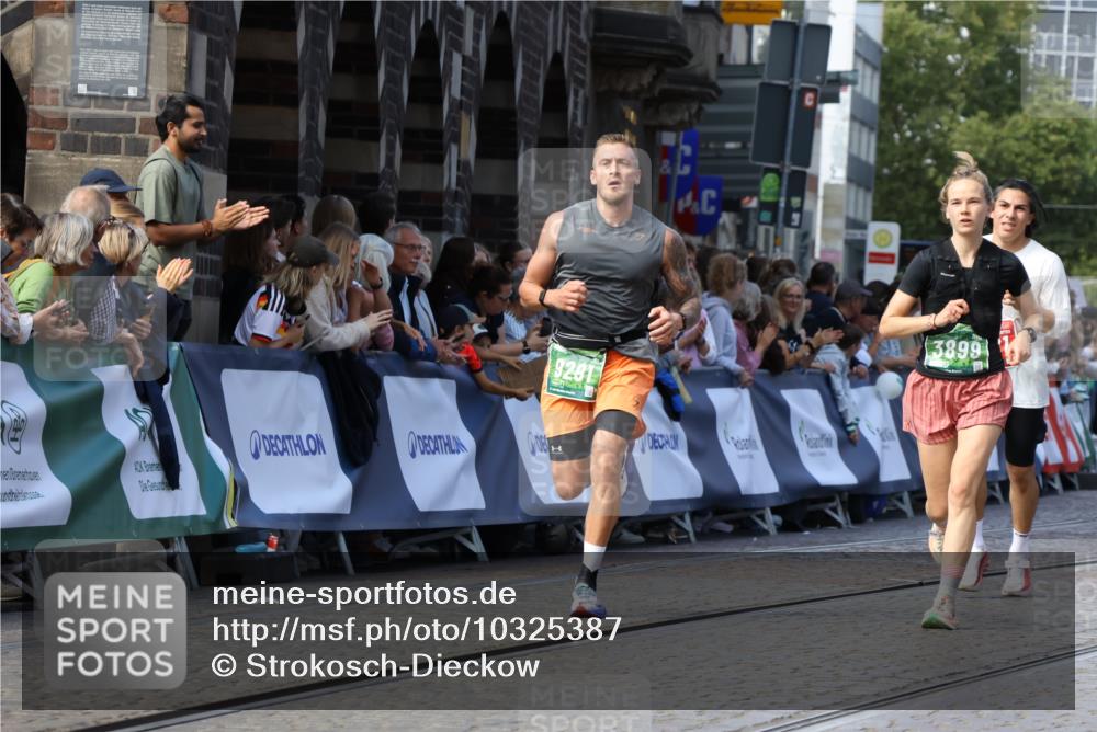 13.09.2026 - 21. swb-Marathon Bremen Strokosch-Dieckow http://msf.ph/oto/10325387 13.09.2026 13:11:20 Ziel 335, 384, 697, 2021, 2759, 3484, 3647, 4023, 4429, 4475, 4571, 5079, 5168, 5314, 6471, 6657, 7115, 7136, 8183, 9410, 9622, 382, 3899, 7109, 8982, 9291 meine-sportfotos.de