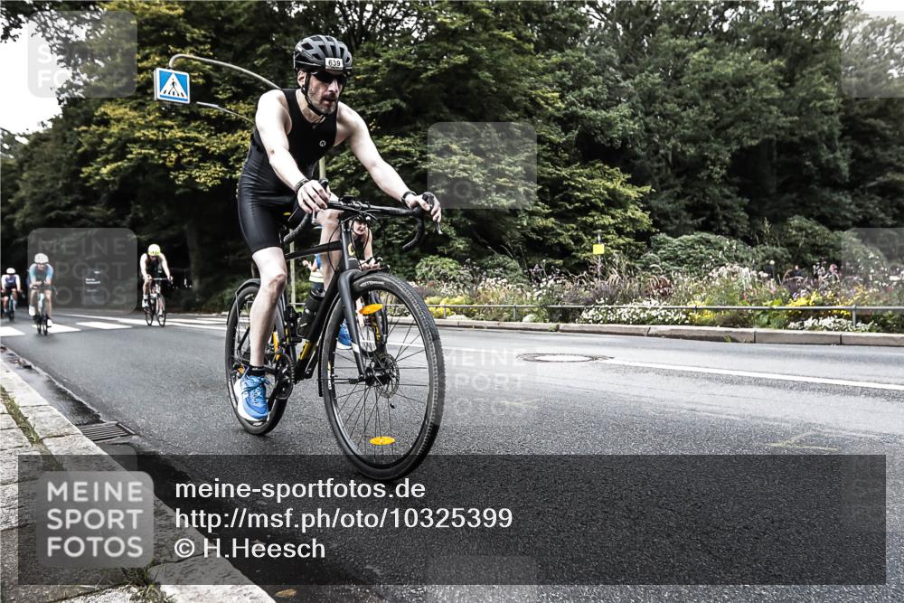 13.09.2026 - Stadtparktriathlon H.Heesch http://msf.ph/oto/10325399 13.09.2026 11:34:08 Radfahren 639, 730, 792, 814, 1798 meine-sportfotos.de