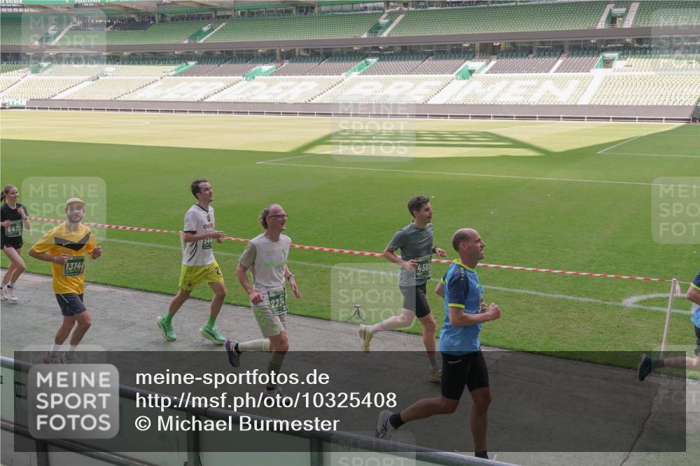 13.09.2026 - 21. swb-Marathon Bremen Michael Burmester http://msf.ph/oto/10325408 13.09.2026 12:54:48 Laufen im Stadion 161, 189, 201, 205, 313, 376, 385, 388, 461, 472, 481, 495, 541, 560, 615, 616, 666, 675, 696, 740, 816, 827, 913, 982, 1053, 1076, 1197, 1207, 1390, 1419, 1468, 1551, 1599, 1631, 1658, 1707, 1814, 2055, 2125, 2234, 2251, 2280, 2319, 2362, 2383, 2390, 2401, 2422, 2454, 2474, 2499, 2623, 2701, 2733, 2801, 2824, 2870, 2882, 2913, 2922, 2962, 2971, 2997, 3012, 3054, 3057, 3134, 3175, 3206, 3241, 3246, 3346, 3356, 3357, 3413, 3706, 3716, 3836, 4137, 6106 meine-sportfotos.de