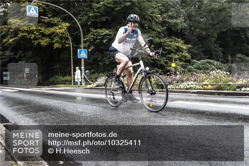 13.09.2026 - Stadtparktriathlon H.Heesch http://msf.ph/oto/10325411 13.09.2026 12:45:27 Radfahren 1088, 1120, 1225, 1226, 1280 meine-sportfotos.de