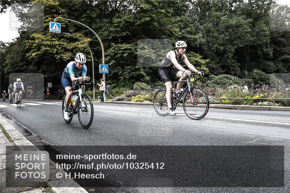 13.09.2026 - Stadtparktriathlon H.Heesch http://msf.ph/oto/10325412 13.09.2026 11:34:09 Radfahren 625, 639, 730, 792, 814, 1798 meine-sportfotos.de