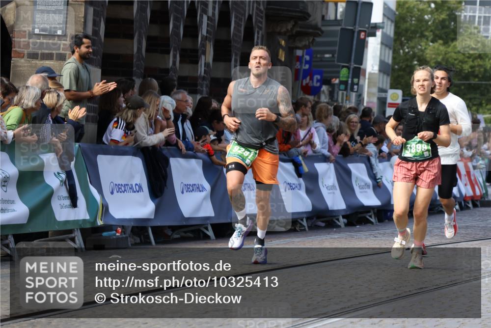 13.09.2026 - 21. swb-Marathon Bremen Strokosch-Dieckow http://msf.ph/oto/10325413 13.09.2026 13:11:20 Ziel 335, 384, 697, 2021, 2759, 3484, 3647, 4023, 4429, 4475, 4571, 5079, 5168, 5314, 6471, 6657, 7115, 7136, 8183, 9410, 9622, 382, 3899, 7109, 8982, 9291 meine-sportfotos.de