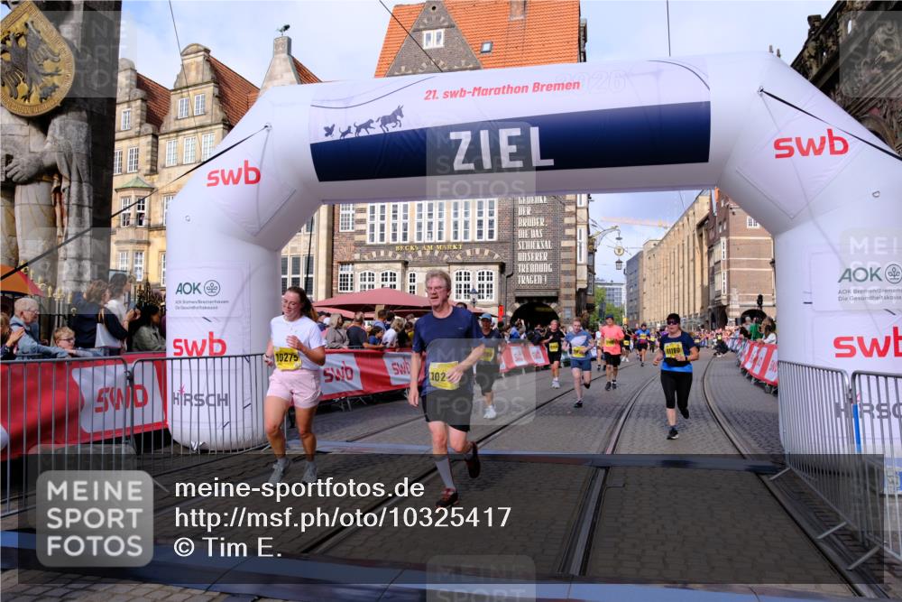13.09.2026 - 21. swb-Marathon Bremen Tim E. http://msf.ph/oto/10325417 13.09.2026 11:00:52 Ziel 10263, 10272, 10275, 10306, 10369, 10677, 11045, 11126, 11162, 11180, 11343, 11475, 11556, 11687, 11708, 11769, 11838, 12018, 12430 meine-sportfotos.de